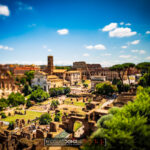 Le Colisée vu depuis le Forum à Rome