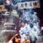 Prières et encens, Shanghaï, Chine