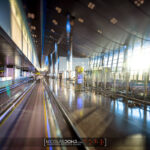 Sur les tapis roulants de l'aéroport de l'aéroport de Doha, Qatar
